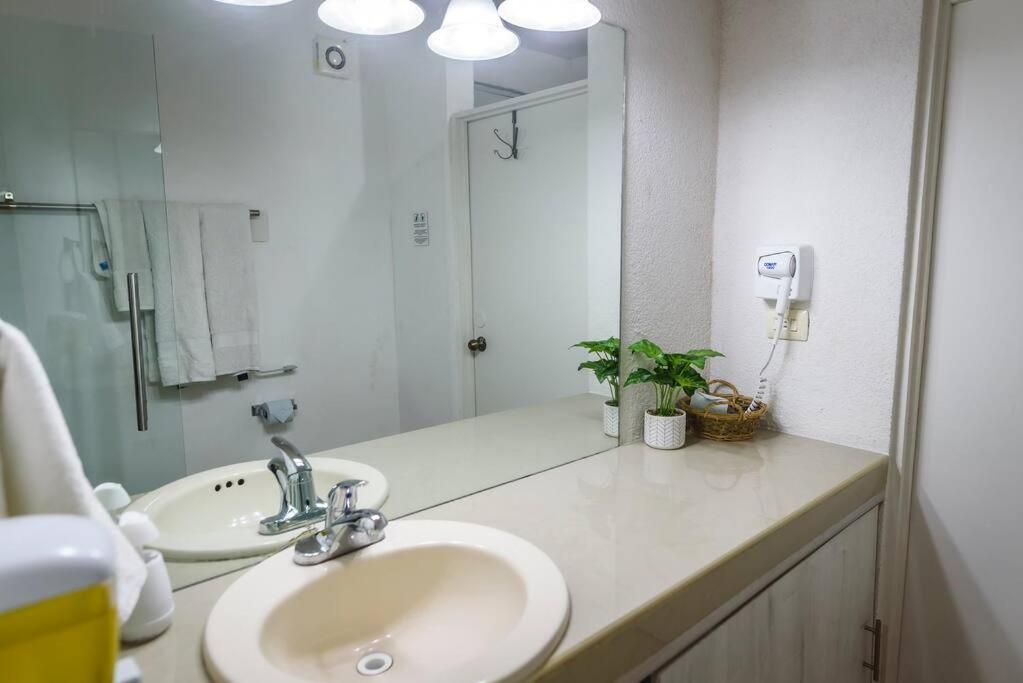 Depab Privado, Centrico,Wifi 80 Mb ,Aire Acondicionado ,Cocina, Cochera Techada, 시우다드 발레스 외부 사진