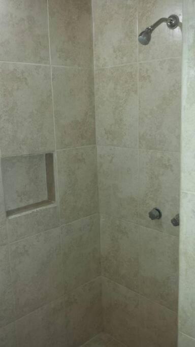 Depab Privado, Centrico,Wifi 80 Mb ,Aire Acondicionado ,Cocina, Cochera Techada, 시우다드 발레스 외부 사진